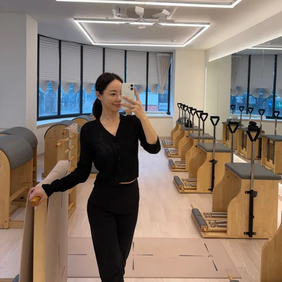 그룹 수업실에서 이명희 원장